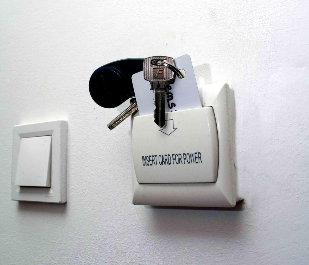 Gazde/Camere de închiriat Pensiunea Casa Helis